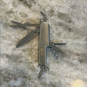 7 in 1 Multi Tool